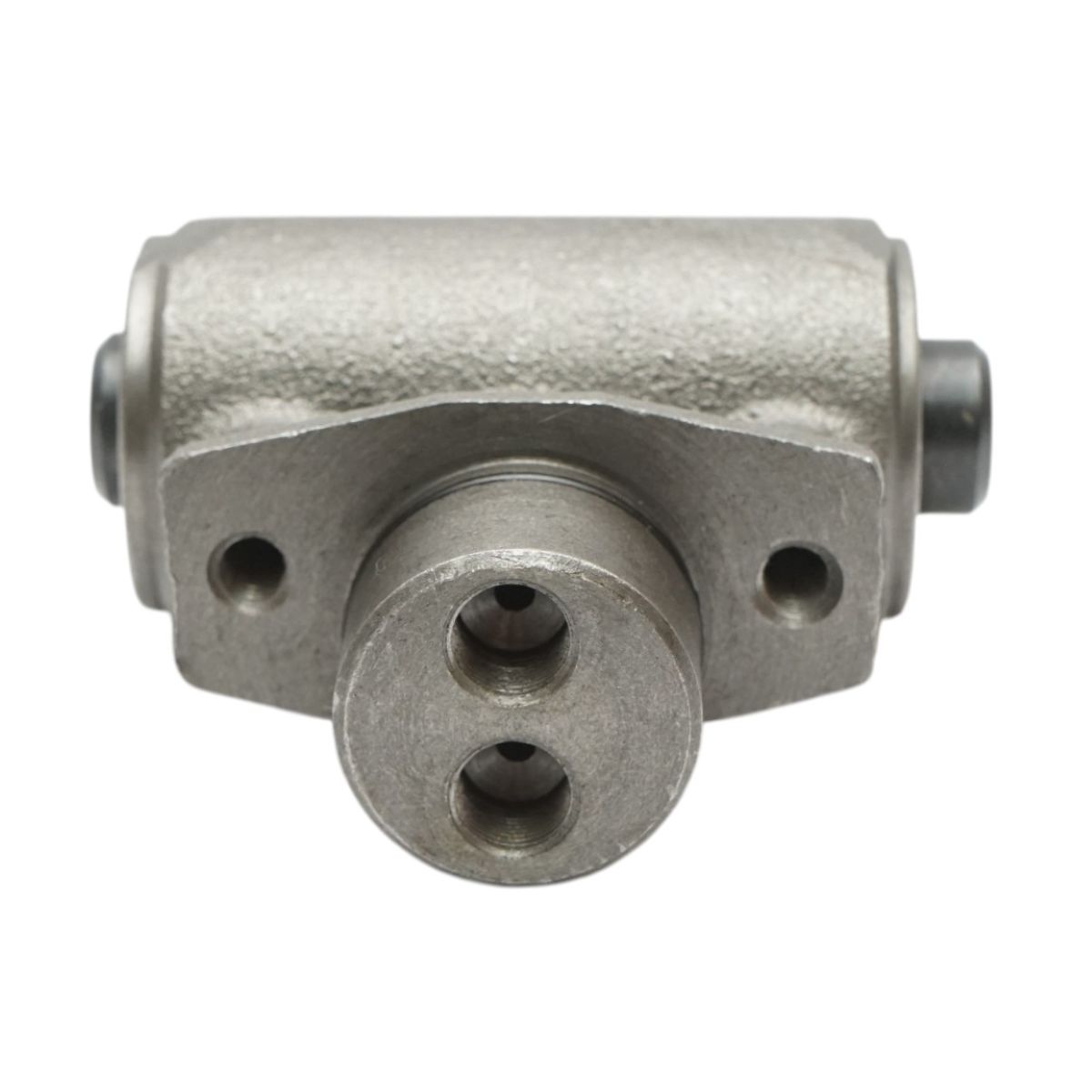 Cilindru receptor frana dreapta Massey Ferguson seria 4200, 4300 cod OEM 3901456M91 – imagine 3