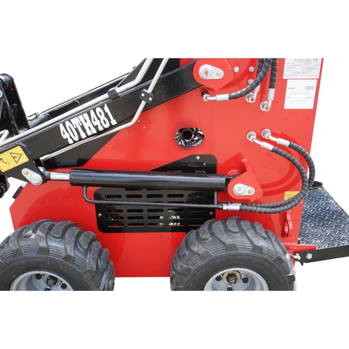 Mini incarcator frontal pe roti, motor benzina 23CP, 739cc, capacitate ridicare 350kg, volum cupa 0.15m3 THOR – imagine 9