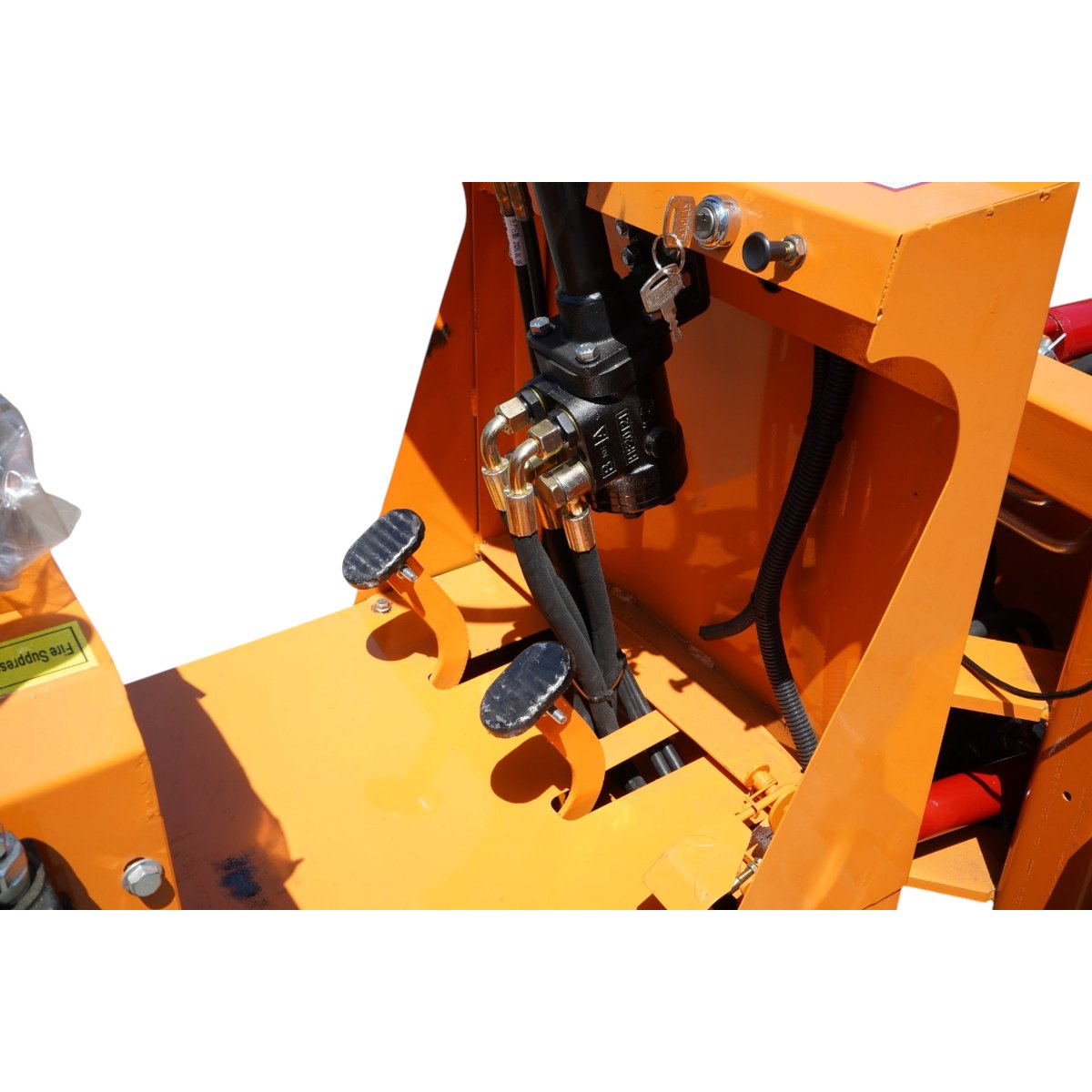 Mini incarcator frontal articulat 4x4, motor diesel 18CP, capacitate ridicare 400kg, latime cupa 1000mm Breckner Germany – imagine 11