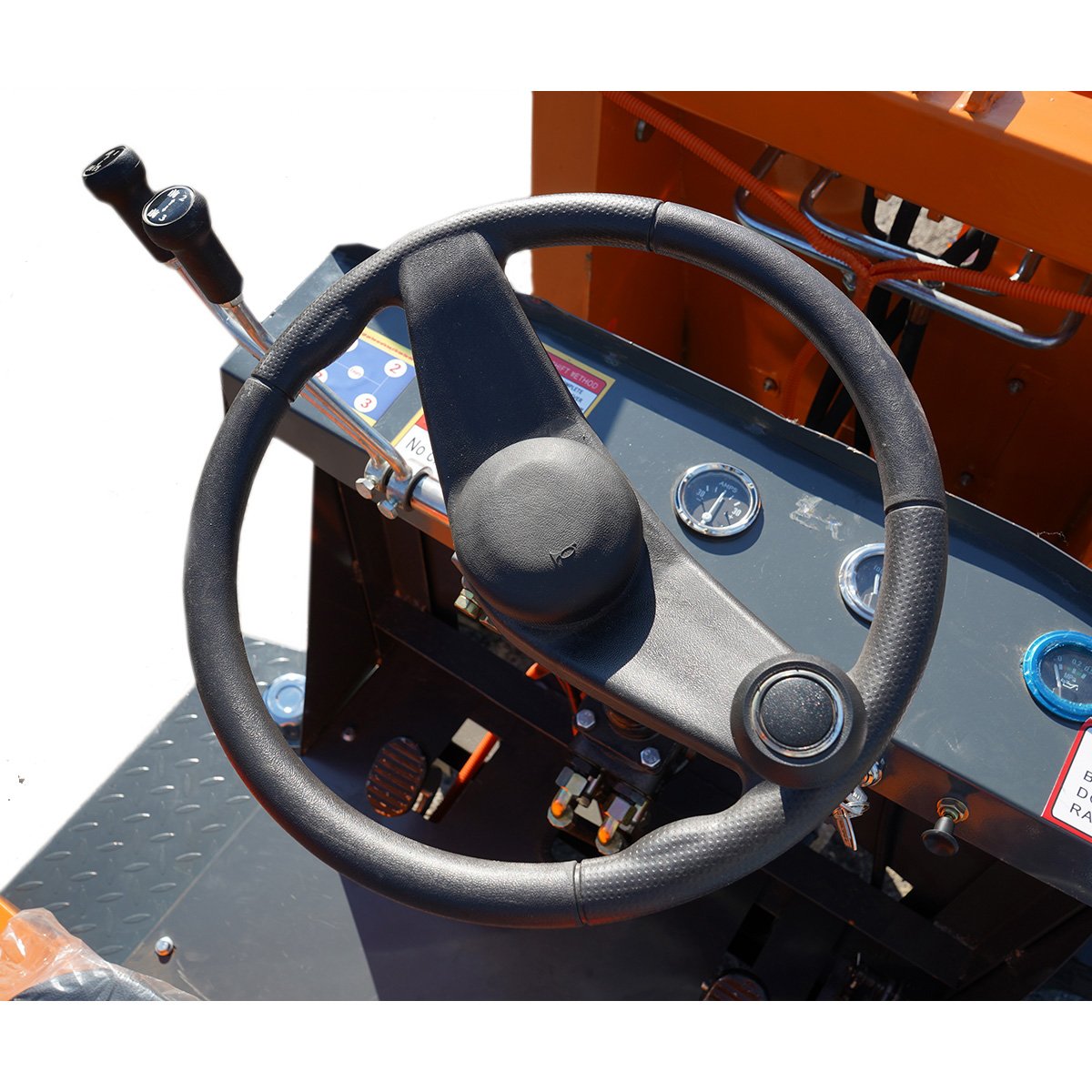 Mini incarcator frontal articulat 1.1T 4x4, motor diesel 57CP, capacitate ridicare 700kg, latime cupa 1300mm THOR – imagine 8