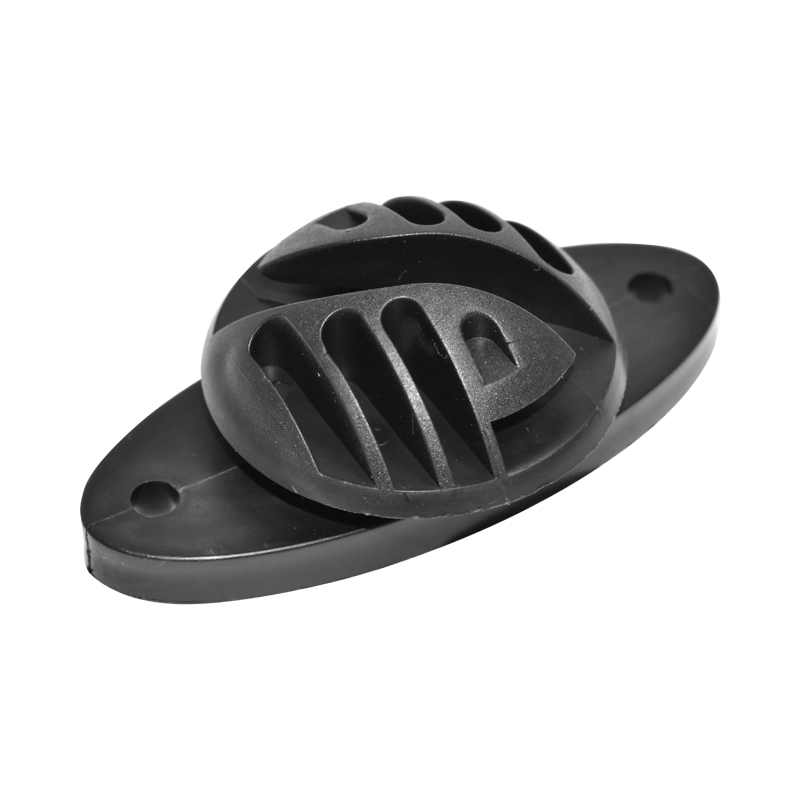 Izolator plat negru 70x40mm pentru gard electric Breckner Germany