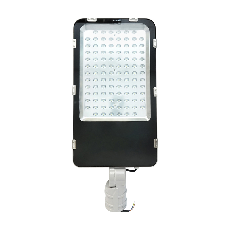Lampa iluminat LED 100W, 220V, 8000lm, 6500K lumina rece cu prindere pe stalp si unghi reglabil IP67 Breckner Germany