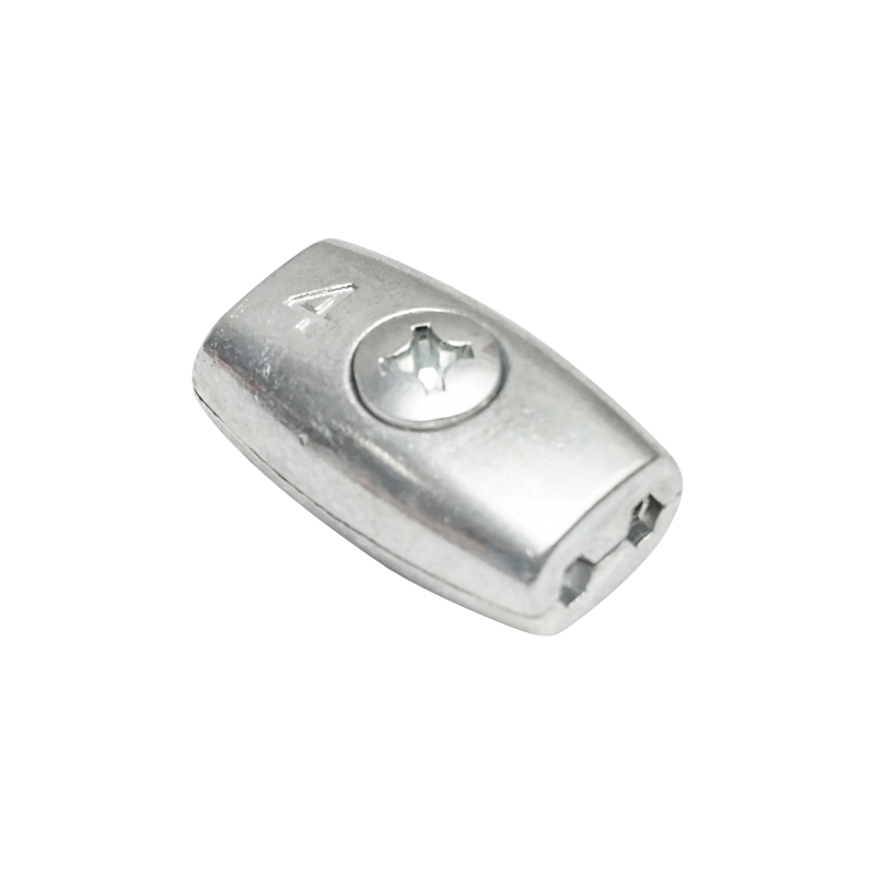 Conector fir electric 4mm cu surub