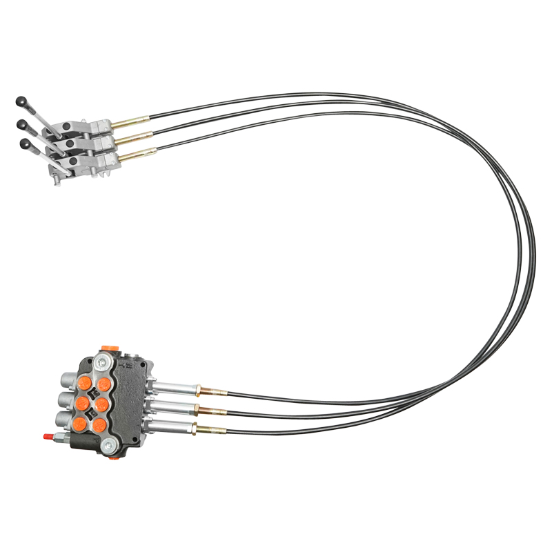 Distribuitor hidraulic cu 3 manete, lungime cablu 2.5m presiune 250 bar debit 80L/min Breckner Germany
